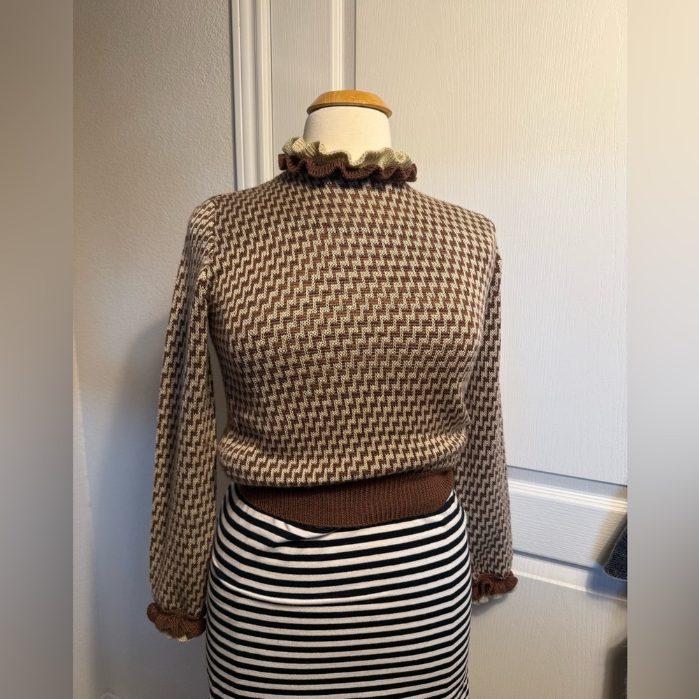 Givenchy Sport Vintage knit Sweater cream and brown size medium